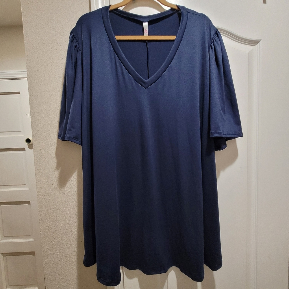 Curvy Lovey Navy Blue Flutter Sleeve Tunic Top – Plus Size 3XL  NWOT